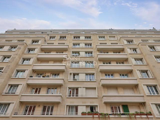 Vente Appartement 3 pièces 64 m2 Paris 17ème