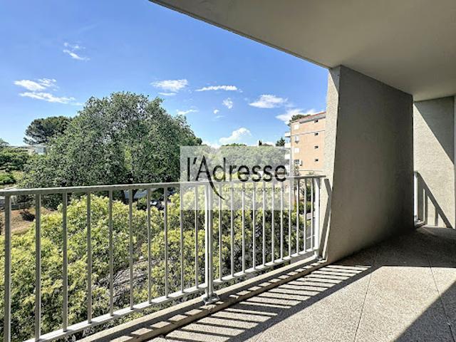 Vente Appartement 3 pièces 65.61 m2 Antibes
