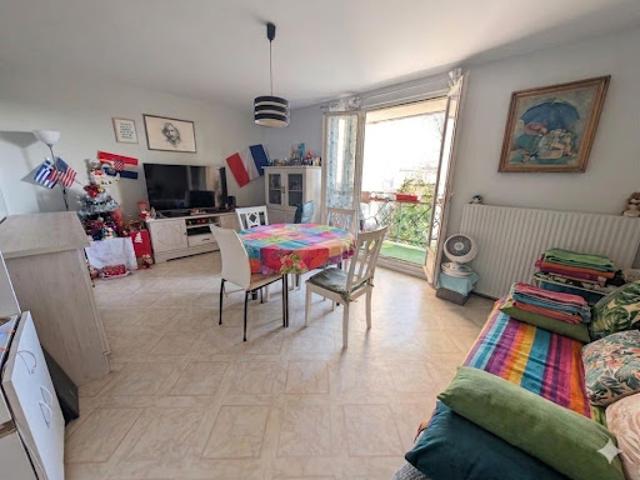 Vente Appartement 3 pièces 65.88 m2 Évry Courcouronnes