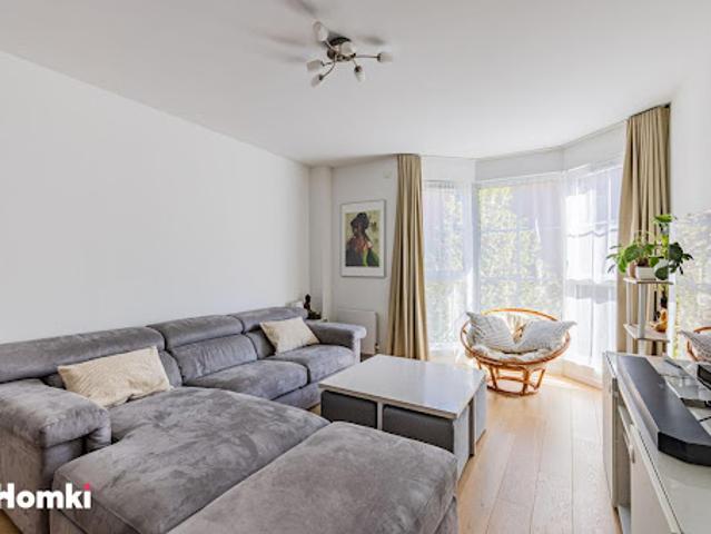 Vente Appartement 3 pièces 65.8 m2 Puteaux