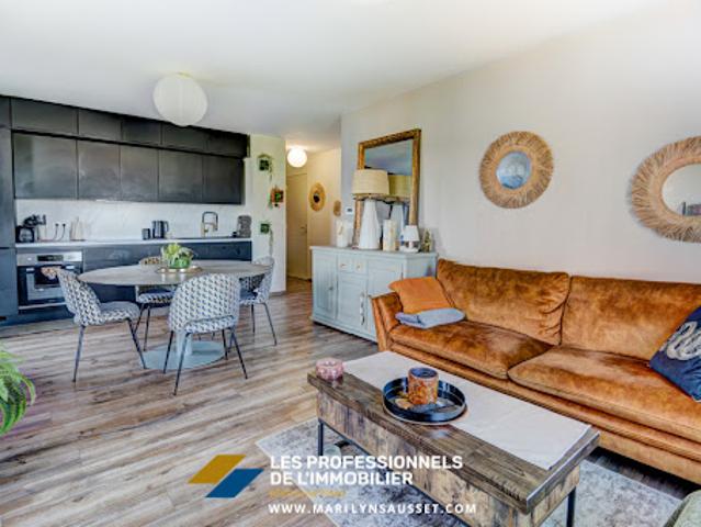 Vente Appartement 3 pièces 65.8 m2 Pierre benite