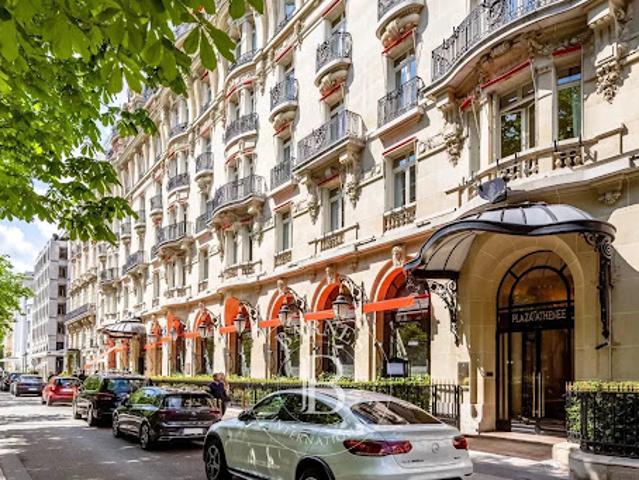 Vente Appartement 3 pièces 65.34 m2 Paris 8ème