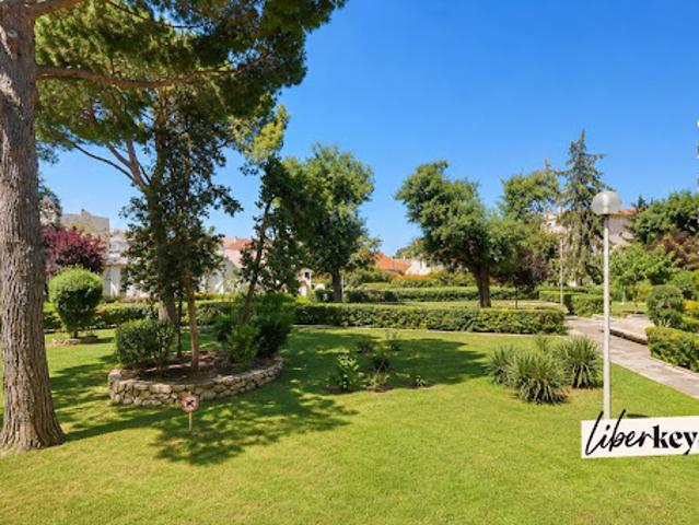 Vente Appartement 3 pièces 65 m2 Marseille 8ème