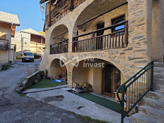 Vente Appartement 3 pièces 65 m2 Saint Martin de Queyrières