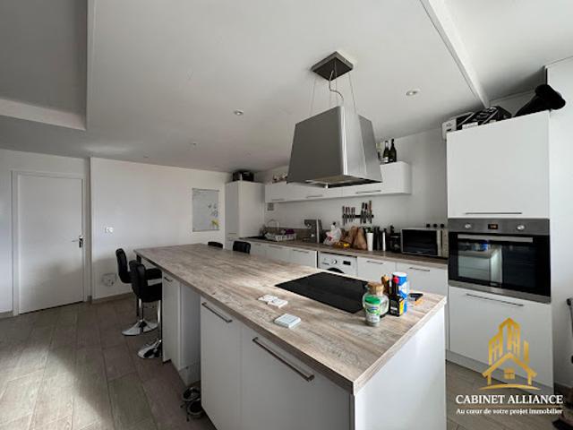 Vente Appartement 3 pièces 66.59 m2 Melun