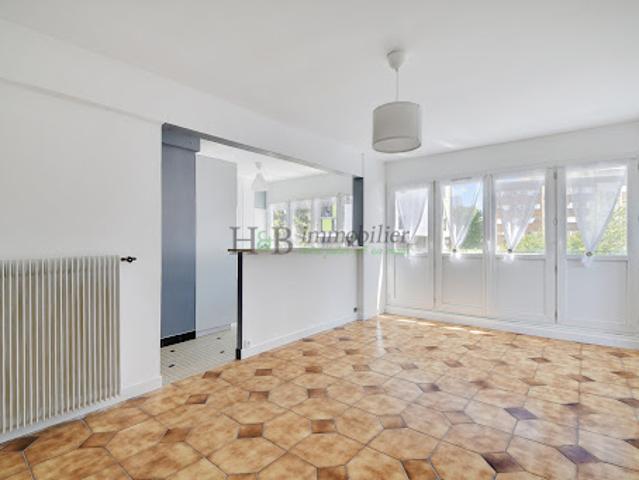 Vente Appartement 3 pièces 66.8 m2 Bagnolet