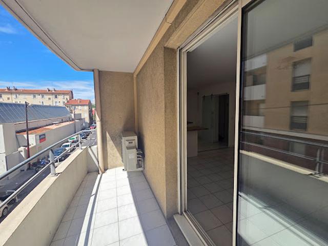 Vente Appartement 3 pièces 66 m2 Marseille 10ème