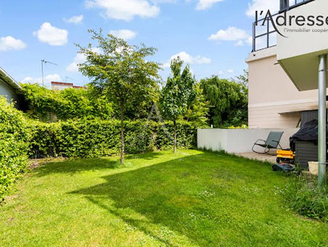 Vente Appartement 3 pièces 66 m2 Suresnes