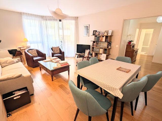 Vente Appartement 3 pièces 68.57 m2 Paris 15ème