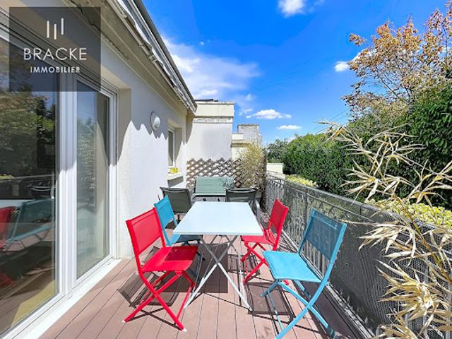 Vente Appartement 3 pièces 68.55 m2 Courbevoie