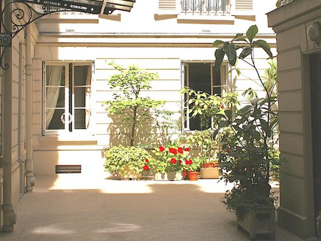 Vente Appartement 3 pièces 68.55 m2 Paris 16ème
