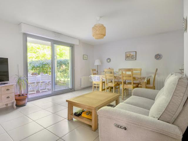 Vente Appartement 3 pièces 68.87 m2 Gradignan