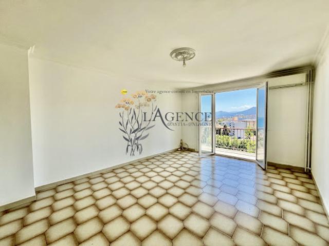 Vente Appartement 3 pièces 68 m2 Bastia