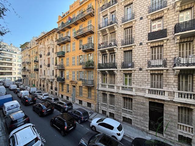 Vente Appartement 3 pièces 68 m2 Nice