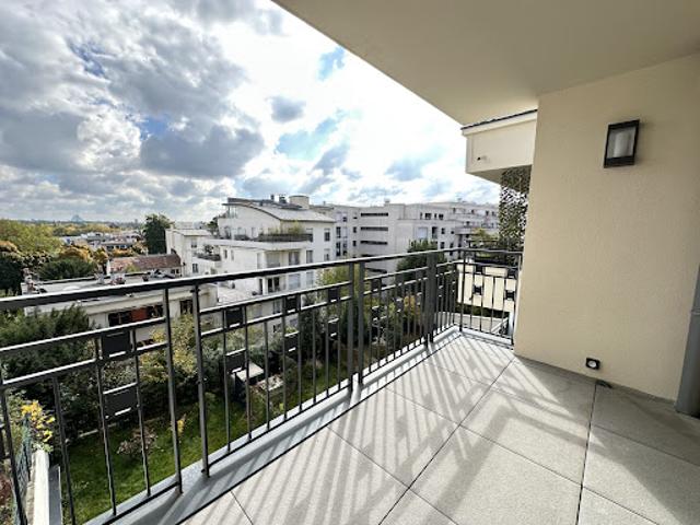 Vente Appartement 3 pièces 68 m2 Suresnes