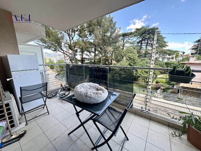 Vente Appartement 3 pièces 69.8 m2 La Seyne sur Mer