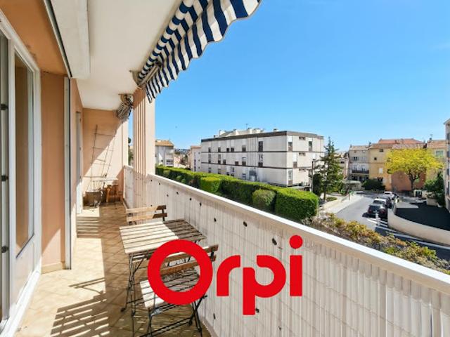Vente Appartement 3 pièces 69 m2 Bandol