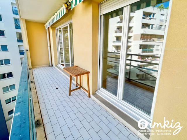 Vente Appartement 3 pièces 69 m2 Courbevoie