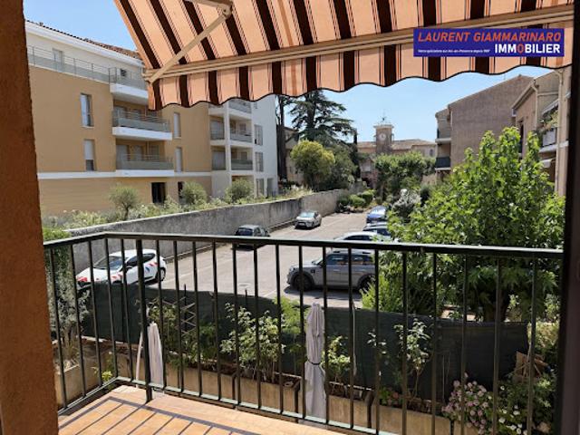 Vente Appartement 3 pièces 69 m2 Les milles
