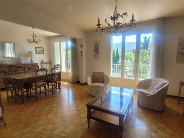 Vente Appartement 3 pièces 69 m2 Marseille 11ème
