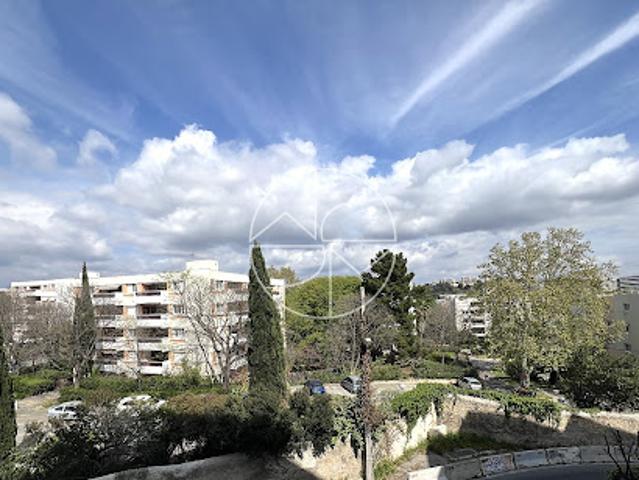 Vente Appartement 3 pièces 69 m2 Marseille 12ème