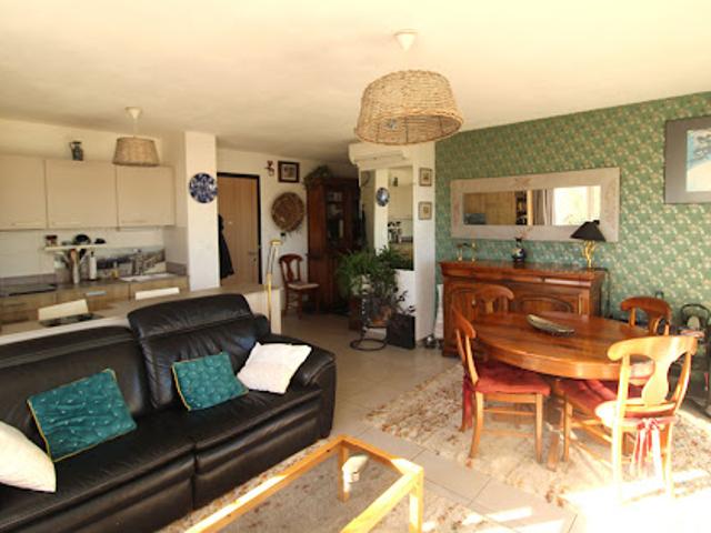 Vente Appartement 3 pièces 69 m2 Nimes
