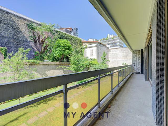 Vente Appartement 3 pièces 69 m2 Paris 16ème