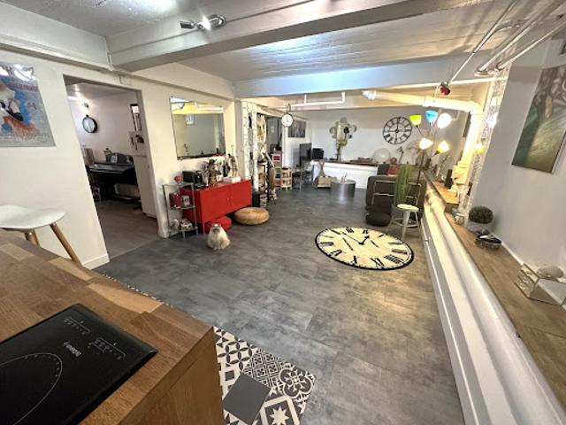 Vente Appartement 3 pièces 69 m2 Paris 20ème