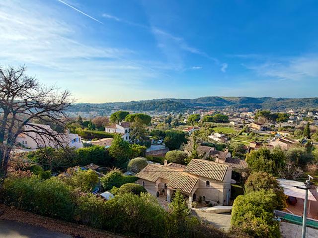Vente Appartement 3 pièces 73.61 m2 Cagnes sur Mer
