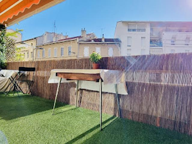 Vente Appartement 3 pièces 73.1 m2 Marseille 2ème