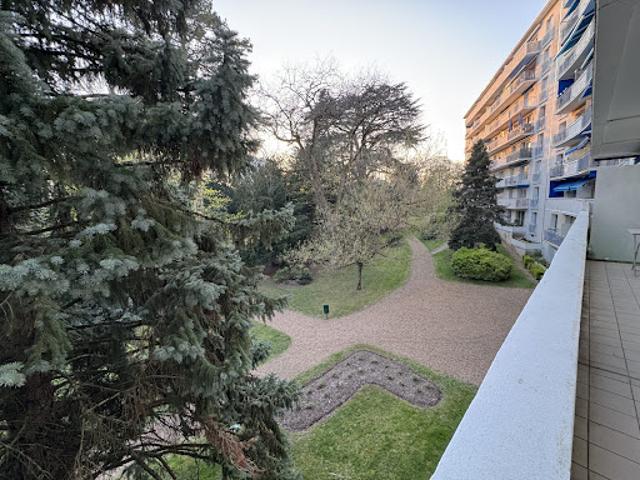 Vente Appartement 3 pièces 73.31 m2 Joue les tours