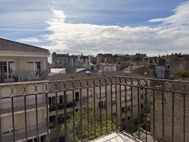 Vente Appartement 3 pièces 73 m2 Bordeaux
