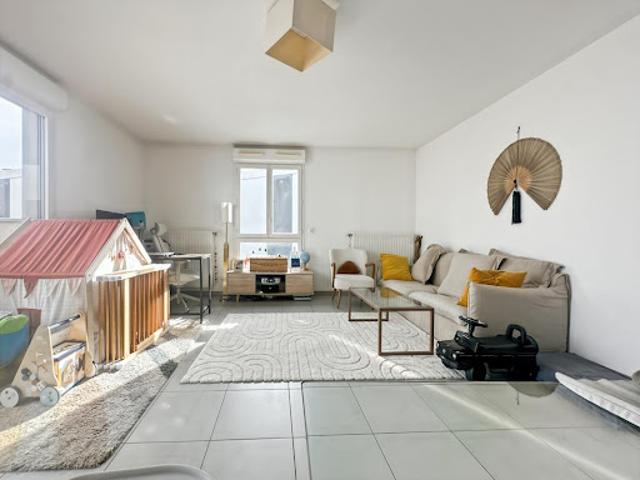Vente Appartement 3 pièces 73 m2 Bordeaux