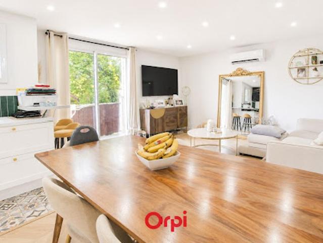 Vente Appartement 3 pièces 73.87 m2 Marseille 11ème