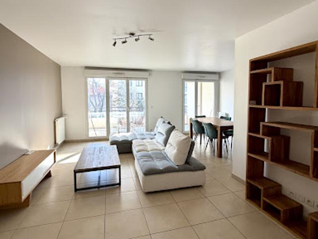 Vente Appartement 3 pièces 73 m2 Marseille 8ème