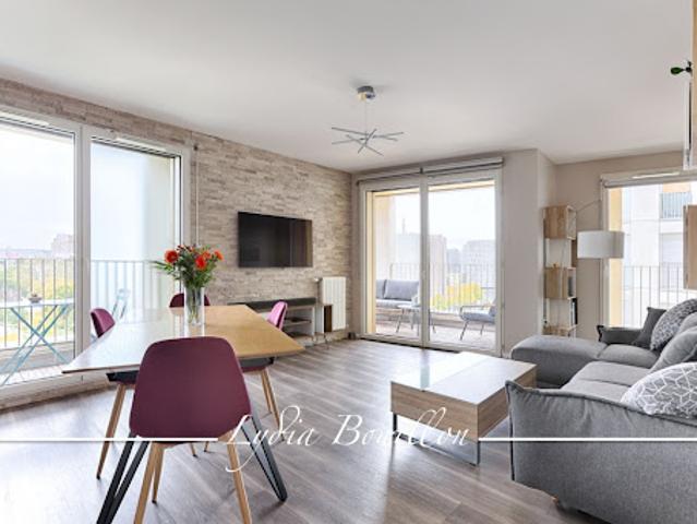Vente Appartement 3 pièces 70.58 m2 Nanterre