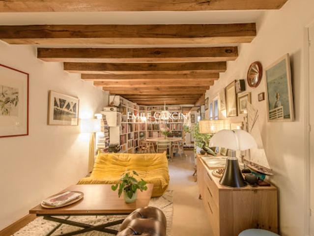 Vente Appartement 3 pièces 70.02 m2 Paris 4ème