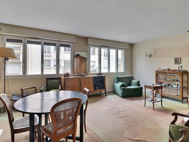 Vente Appartement 3 pièces 70.02 m2 Paris 15ème
