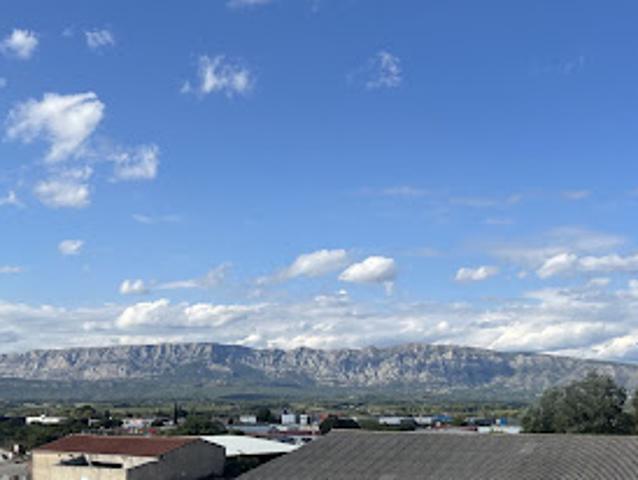 Vente Appartement 3 pièces 70 m2 Trets