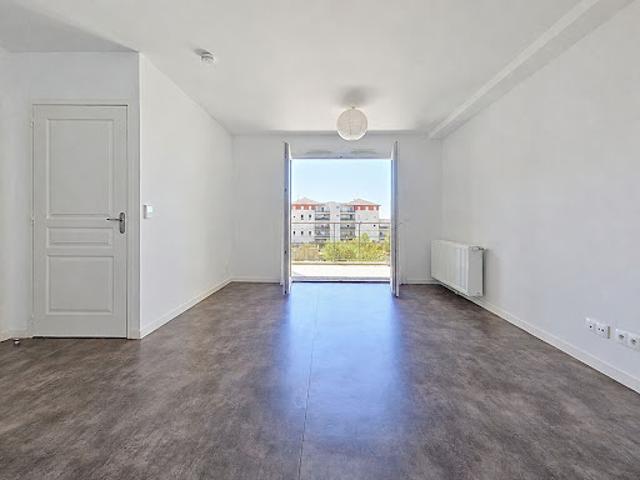 Vente Appartement 3 pièces 70 m2 Avrille