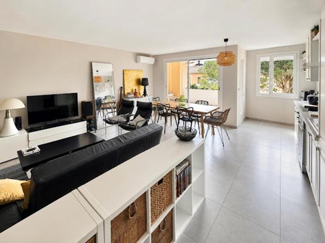 Vente Appartement 3 pièces 70 m2 Cassis