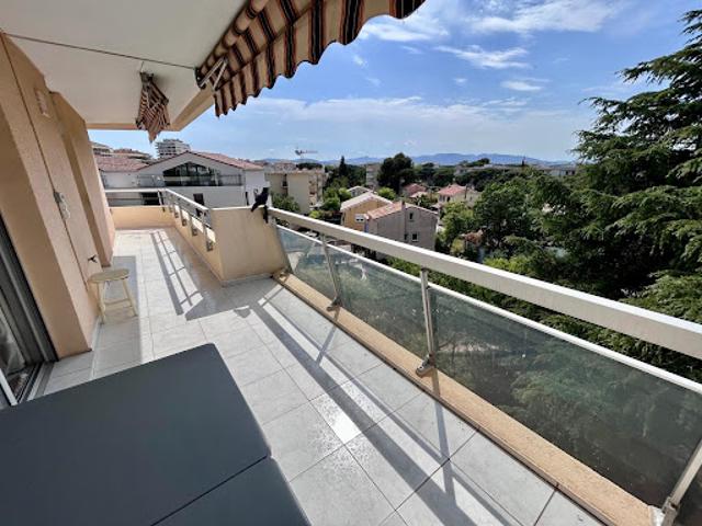 Vente Appartement 3 pièces 70 m2 Frejus