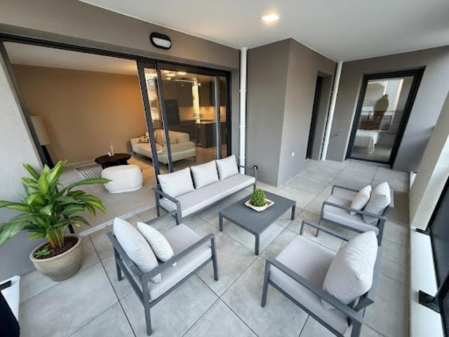 Vente Appartement 3 pièces 70 m2 Frejus