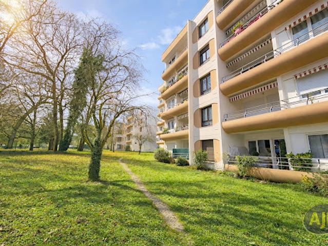 Vente Appartement 3 pièces 70 m2 Merignac