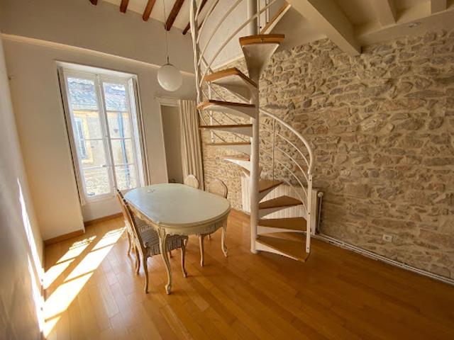 Vente Appartement 3 pièces 70 m2 Nimes