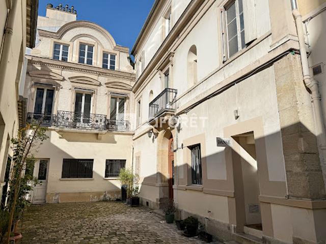 Vente Appartement 3 pièces 70 m2 Paris 10ème