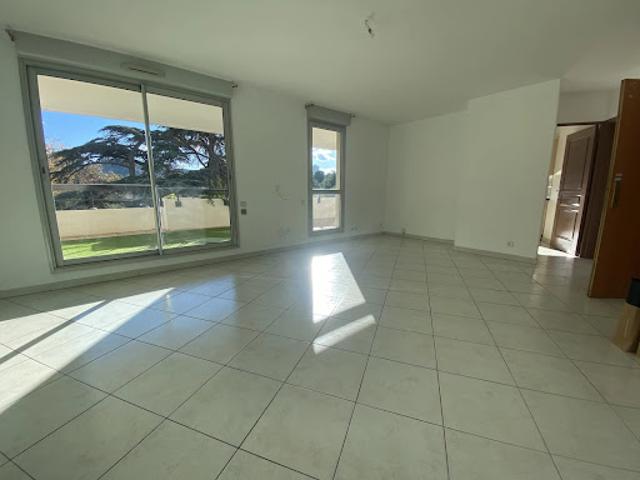 Vente Appartement 3 pièces 71.53 m2 Marseille 9ème