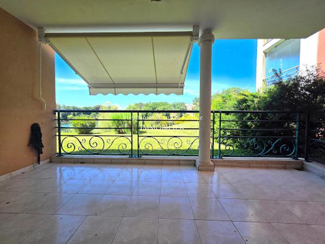 Vente Appartement 3 pièces 71.01 m2 Frejus