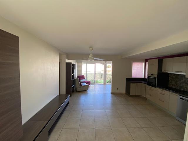 Vente Appartement 3 pièces 71.36 m2 Saint leu