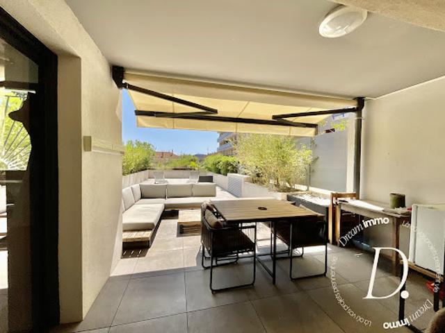 Vente Appartement 3 pièces 72.56 m2 Hyeres